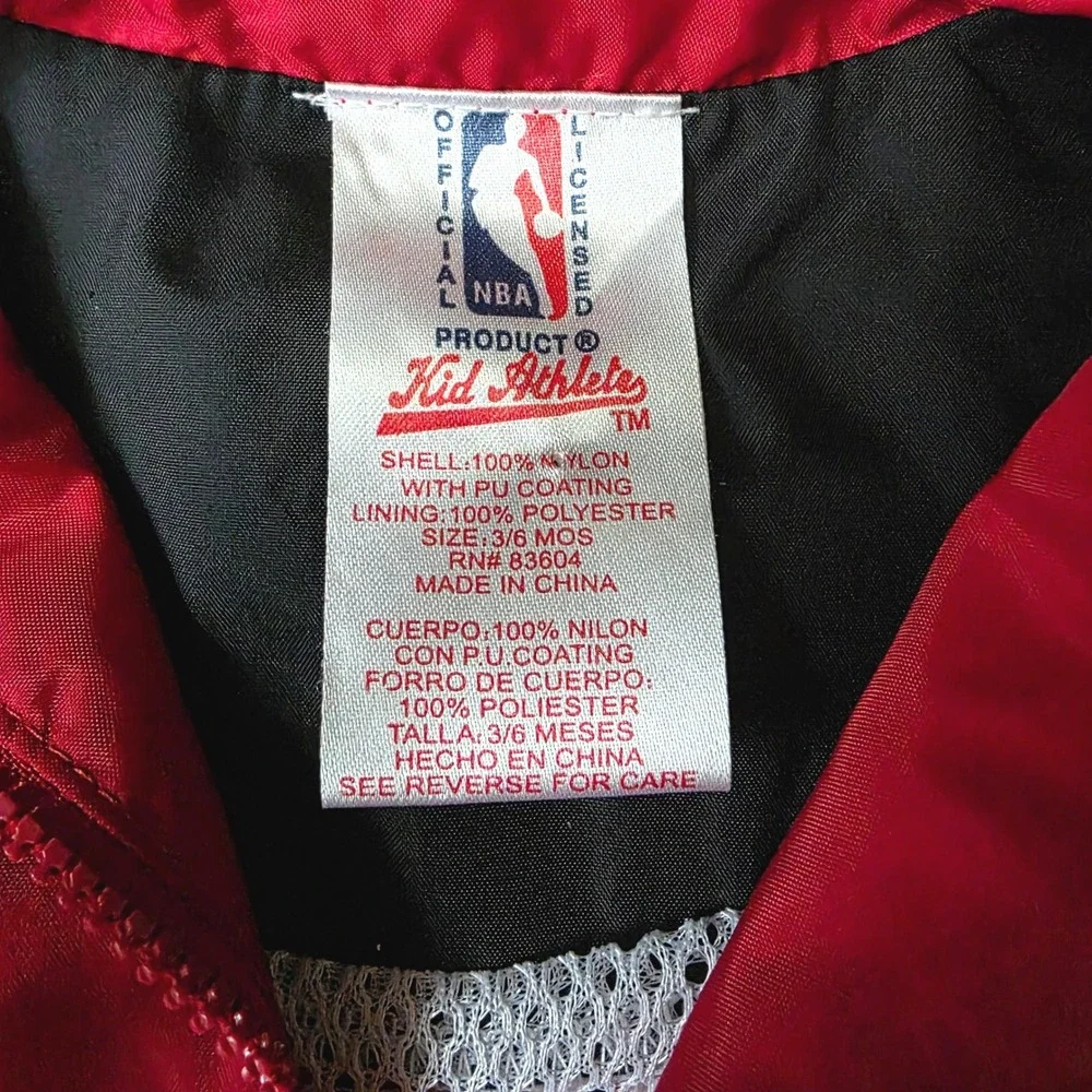 Kid Athlete NBA Chicago Bulls Windbreaker Jacket 3-6 Months Vintage